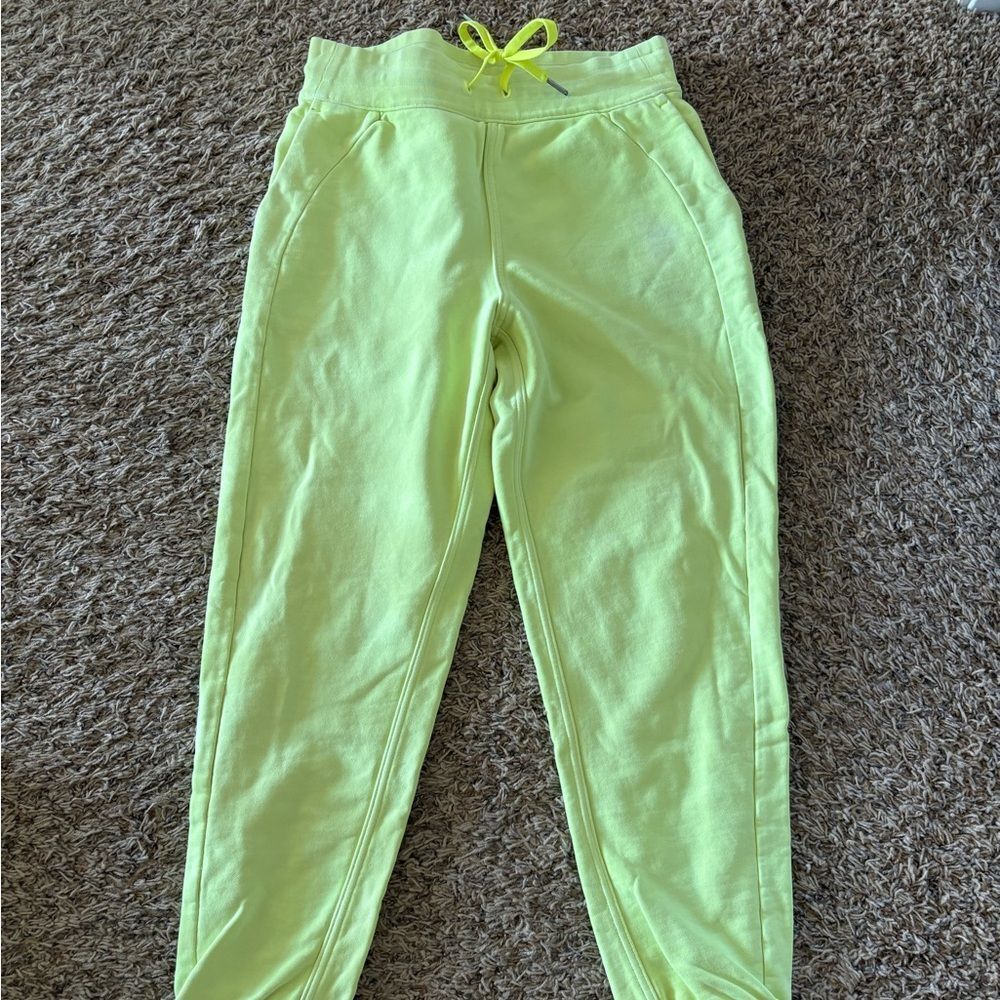 Lululemon Scuba Jogger